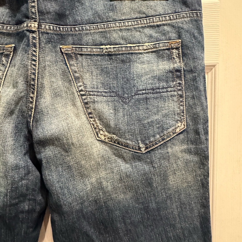 Diesel Jeans - Picture 7 of 12